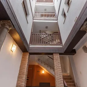 https://apartamentos-nuria-19.es-andalucia.com