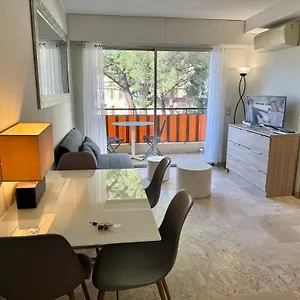 https://apartment-2-pieces-cannes-centre.fr-provencehotel.com